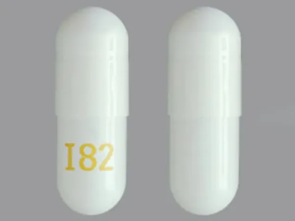 Esomeprazole magnesium delayed-release 40 mg I82