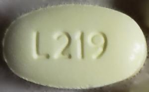 Pill L219 600 Yellow Oval is Mucus-DM