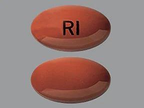 Pill RI Brown Capsule/Oblong is Accutane