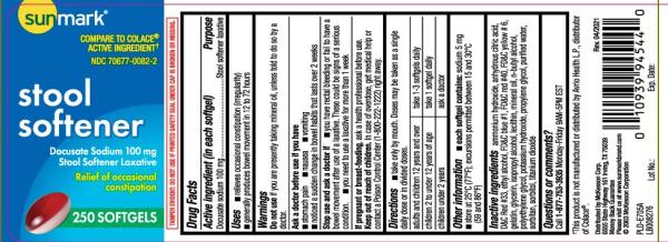 Docusate sodium 100 mg PC18