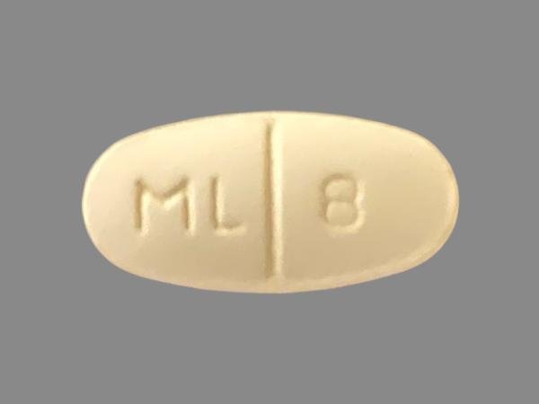 Pill ML 8 Yellow Capsule/Oblong is Levetiracetam