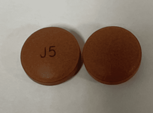 Pill J5 Brown Round is Chlorpromazine Hydrochloride