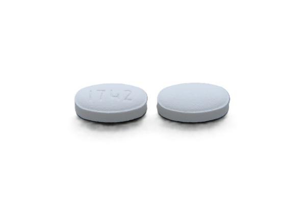 Pill 1742 White Oval is Dasatinib