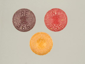 Pill RE 366 Orange Round is Multivitamin with Fluoride (Chewable)