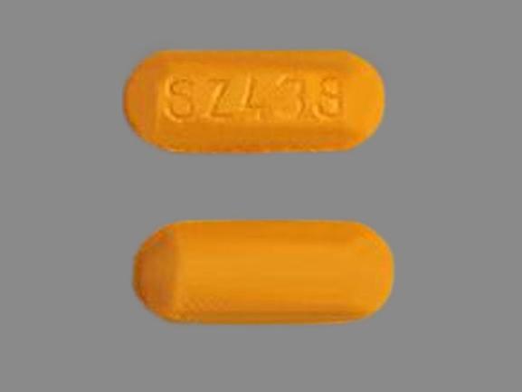 Pill SZ 439 Orange Capsule/Oblong is Cefpodoxime Proxetil