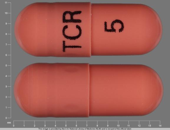 Pill TCR 5 Pink Capsule-shape is Tacrolimus