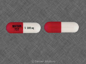 Pill WATSON 737 5 500 mg Red & White Capsule/Oblong is Acetaminophen and Oxycodone Hydrochloride