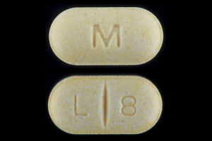 Pill M L 8 Yellow Capsule/Oblong is Levothyroxine Sodium