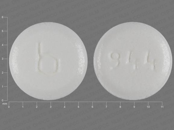 Pill b 944 White Round is Nortrel 7   7   7