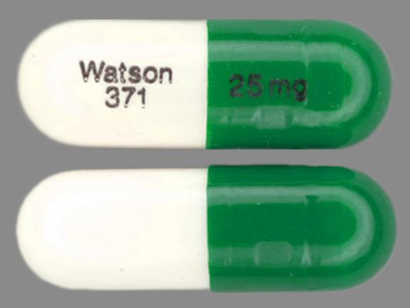 Pill Watson 371 25 mg Green & White Capsule-shape is Loxapine Succinate