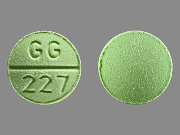 Pill GG 227 Green Round is Isosorbide Dinitrate.