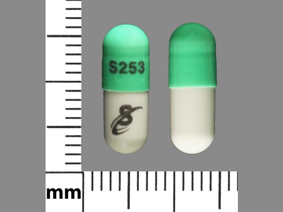 Pill S253 Logo Green & White Capsule/Oblong is Chlordiazepoxide Hydrochloride