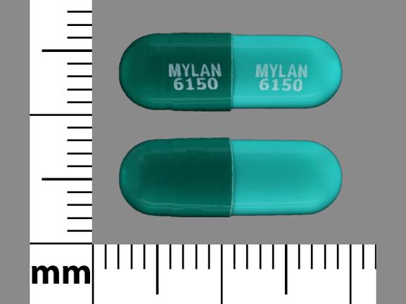 Pill MYLAN 6150 MYLAN 6150 Green Capsule-shape is Omeprazole Delayed Release